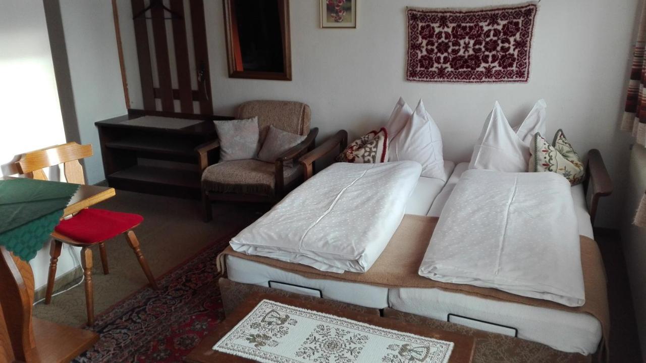 Pension Brunner Бад Клайнкирххайм Екстериор снимка