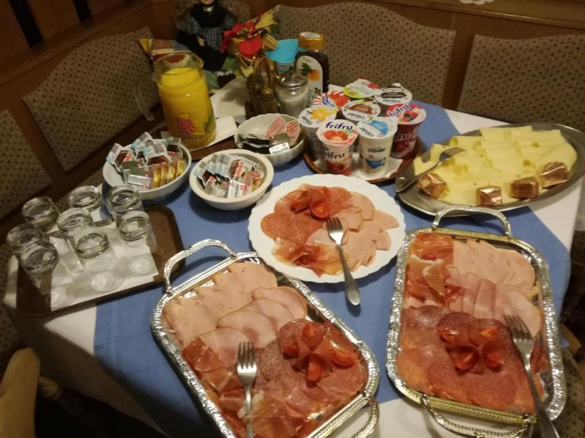 Pension Brunner Бад Клайнкирххайм Екстериор снимка